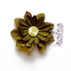 Bloomin’ Cute: Flower Clips
