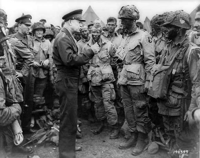 [Eisenhower-Paratroopers-D-Day.jpg]