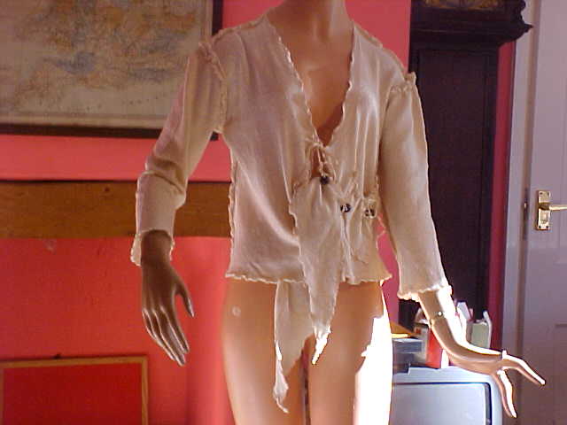 [C015.JPG]