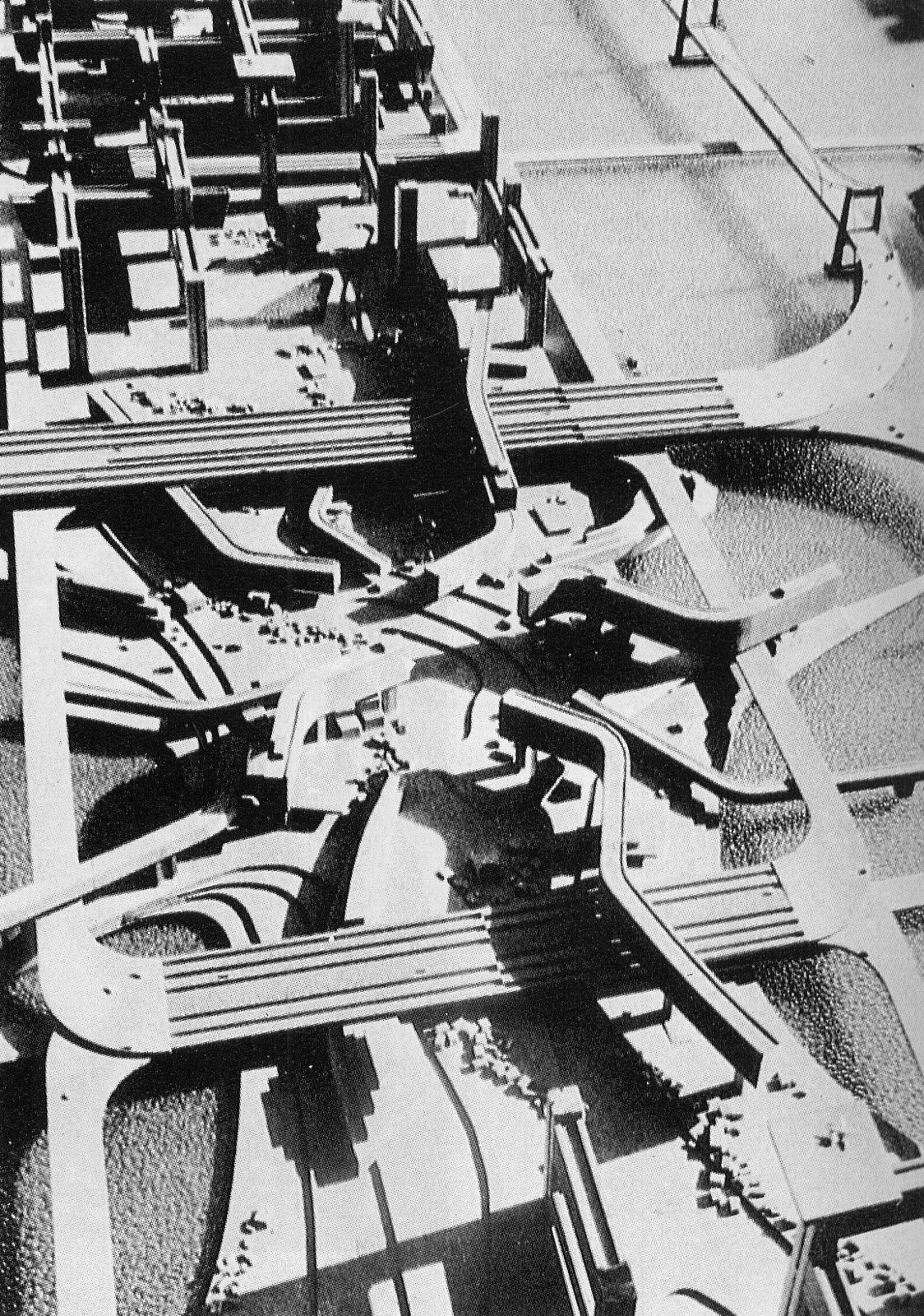 [tokyobay-model.jpg]