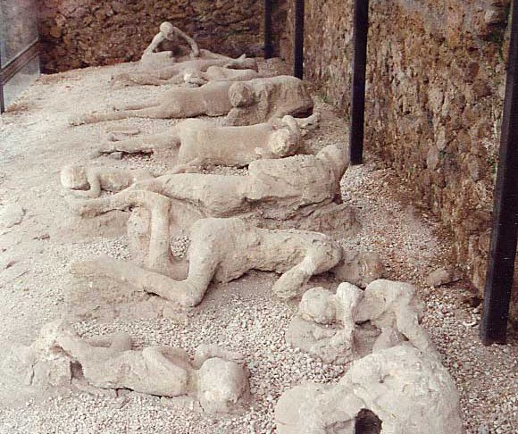 [Pompeii_Garden_of_the_Fugitives_02.jpg]