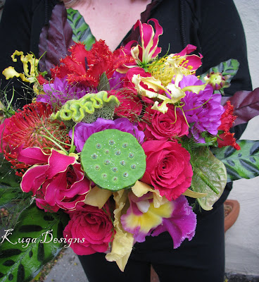 Wild Child Bride the beautiful Hot Pink Floral Bouquet Wild Child Bride the beautiful Hot Pink Floral Bouquet