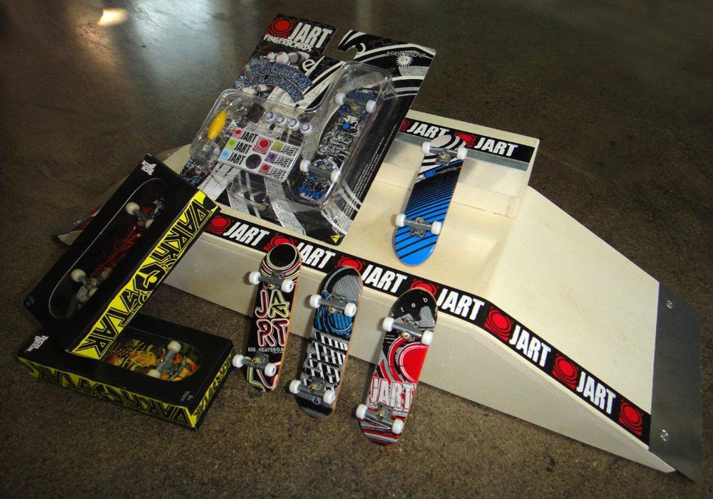 Finger Skates JART y Darkstar en Adrenalin Adrenalin