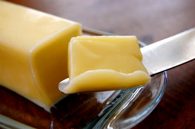 Manteiga ou margarina, qual é a melhor pra saúde? Manteiga ou margarina, qual é a melhor pra saúde?
