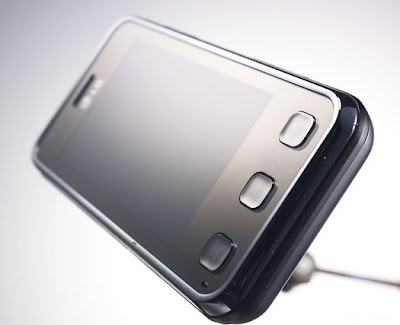 SanDisk and LG