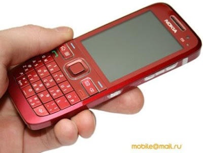 Nokia E55 in Red