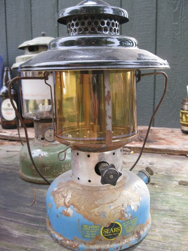 Vintage Coleman Lanterns Collecting Old Coleman Lanterns & Lamps