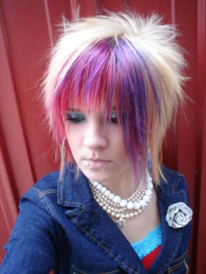 short emo hairstyles for girls. 2011. short emo hairstyles