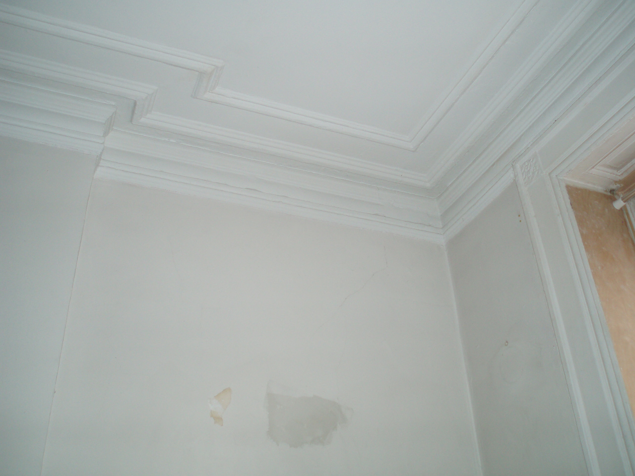 [ceiling.JPG]