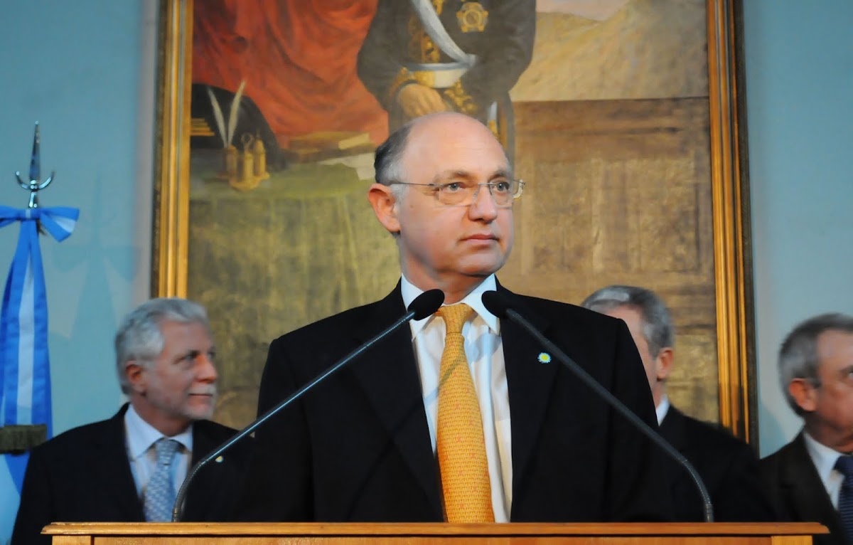http://4.bp.blogspot.com/_stnMrbZg5UI/TCqR60jovuI/AAAAAAAAOts/f0PzHnk5n3o/s1200/timerman.jpg