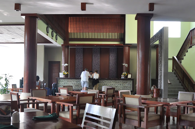 at a quieter corner of Kuta on Jalan Kartika Plaza Beaches in Bali: The Rani Hotel together with Spa Kuta Bali