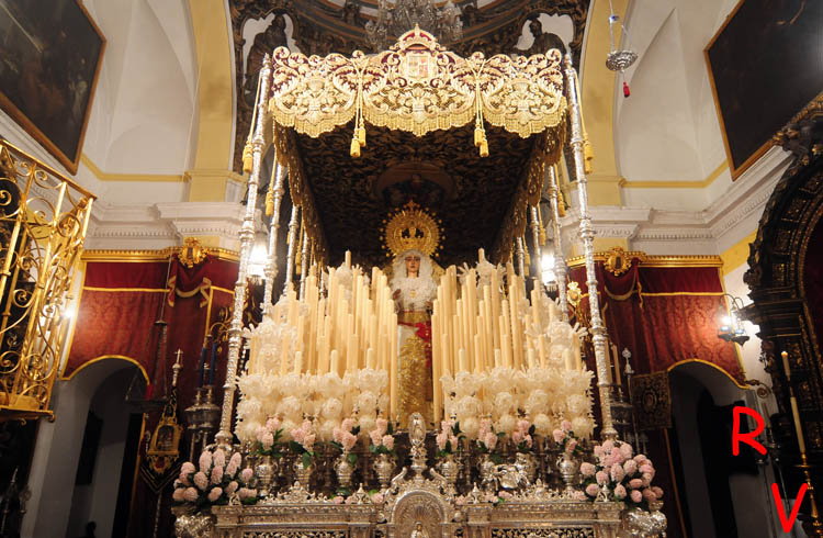 [2010caridadbaratillopaso4.JPG]
