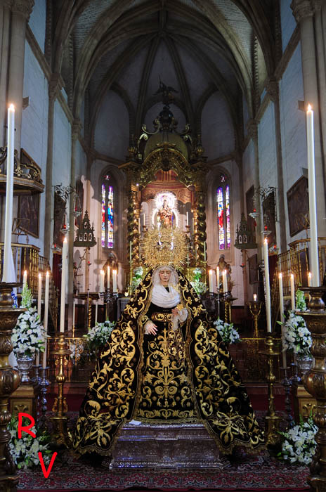 [2009bmgraciayamparo1.JPG]