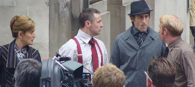 Novas fotos das filmagens de 'Harry Potter e as Relíquias da Morte' no Whitehall Novas fotos das filmagens de 'Harry Potter e as Relíquias da Morte' no Whitehall