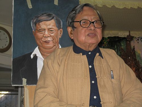 [msy-tinmoe-2010.jpg]