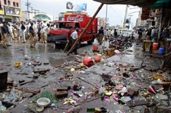 [0922-bomb-explosion-in-pakistan.jpg]