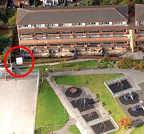 [tentDM1810_468x437.jpg]