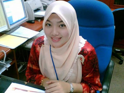 cik_awi