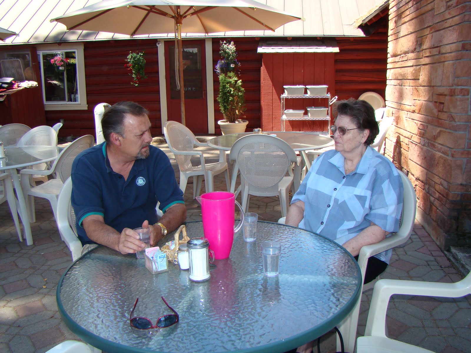 Central Oregon North Twin Lake, Twin Lakes Resort and Crane Prairie Resort