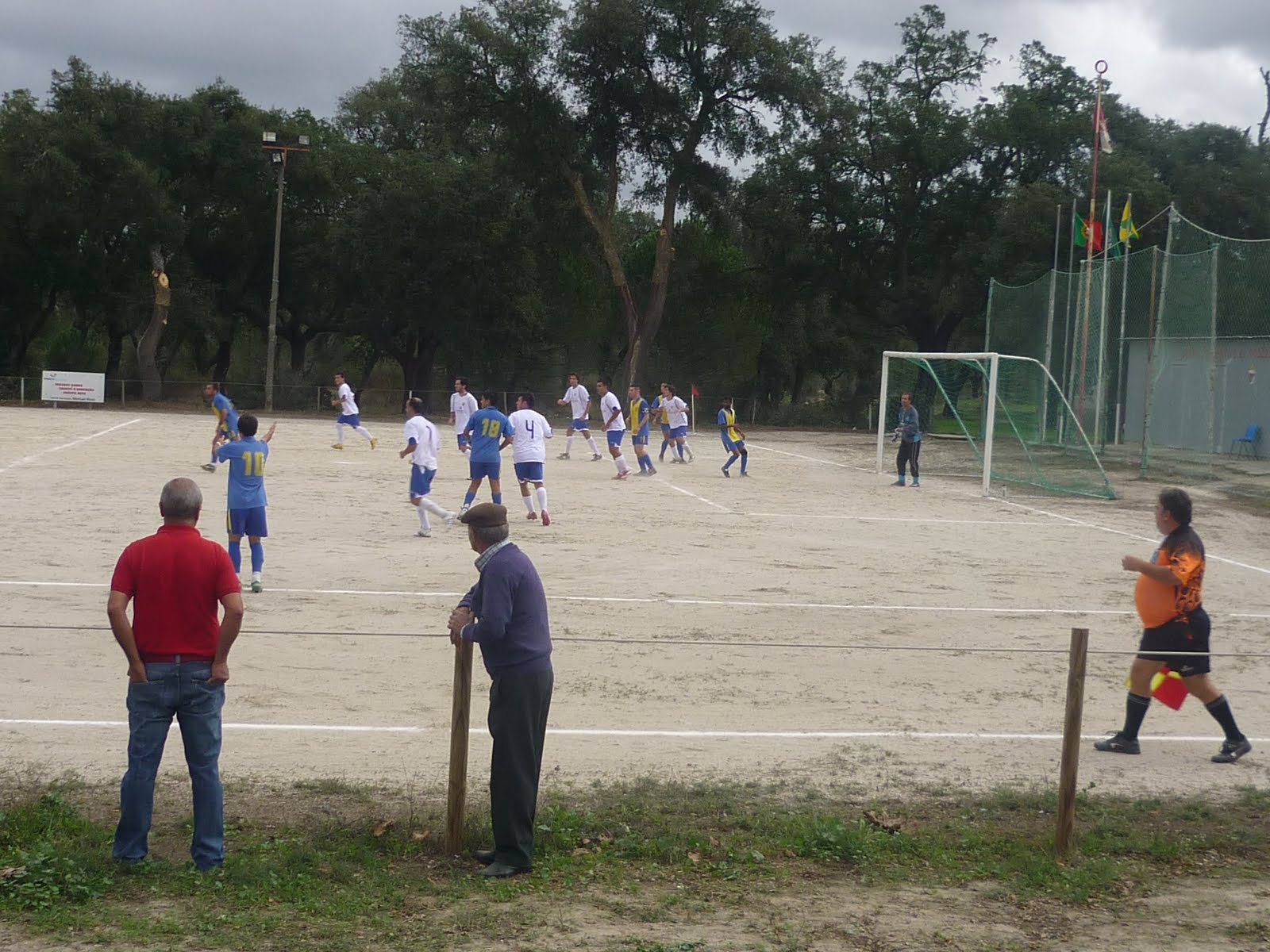 [P1010685.JPG]