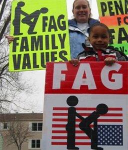 [godhatesfagschild.jpg]