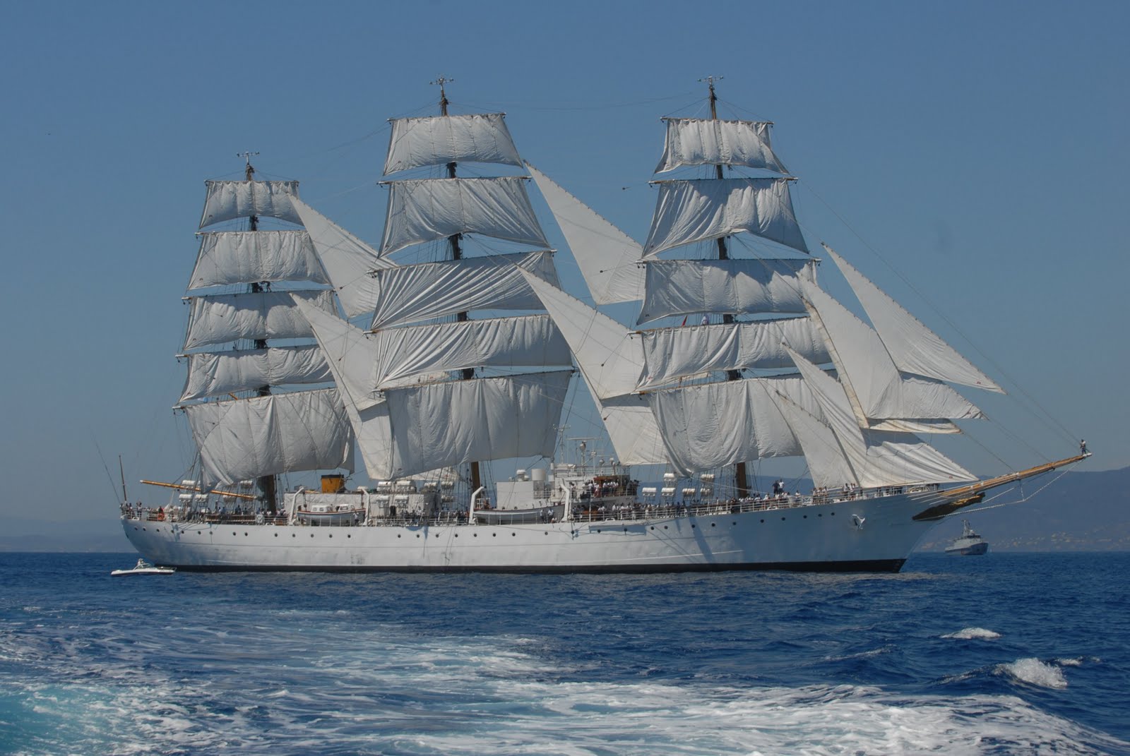 Esmeralda BE43 Esmeralda BE43