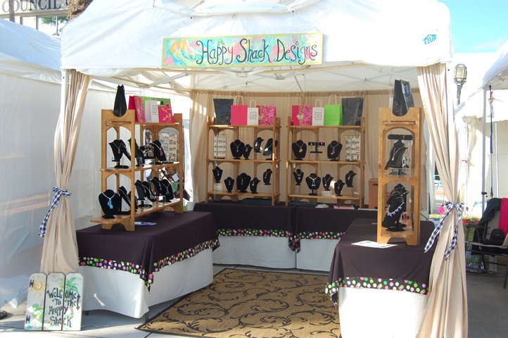 [booth+full.jpg]