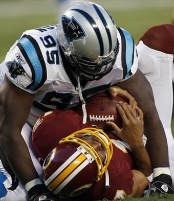 Charles+Johnson+sacking+Jason+Campbell.jpg