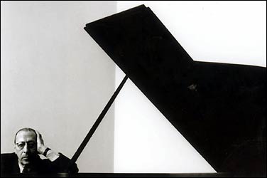 [stravinsky.jpg]