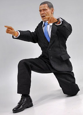 Barack Obama in action-figure.
