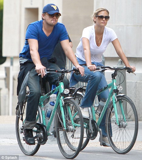 leonardo dicaprio girlfriend leonardo dicaprio girlfriend bar refaeli. leonardo dicaprio girlfriend