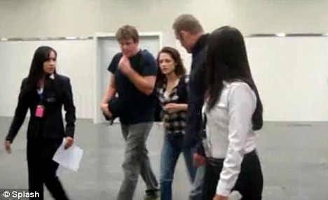 kristen stewart and robert pattinson kristen stewart and robert pattinson