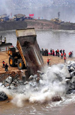 Rerouting of Yangtze River