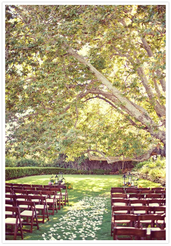 Here are some more outdoor wedding settings Gorgeous Here are some more outdoor wedding settings Gorgeous