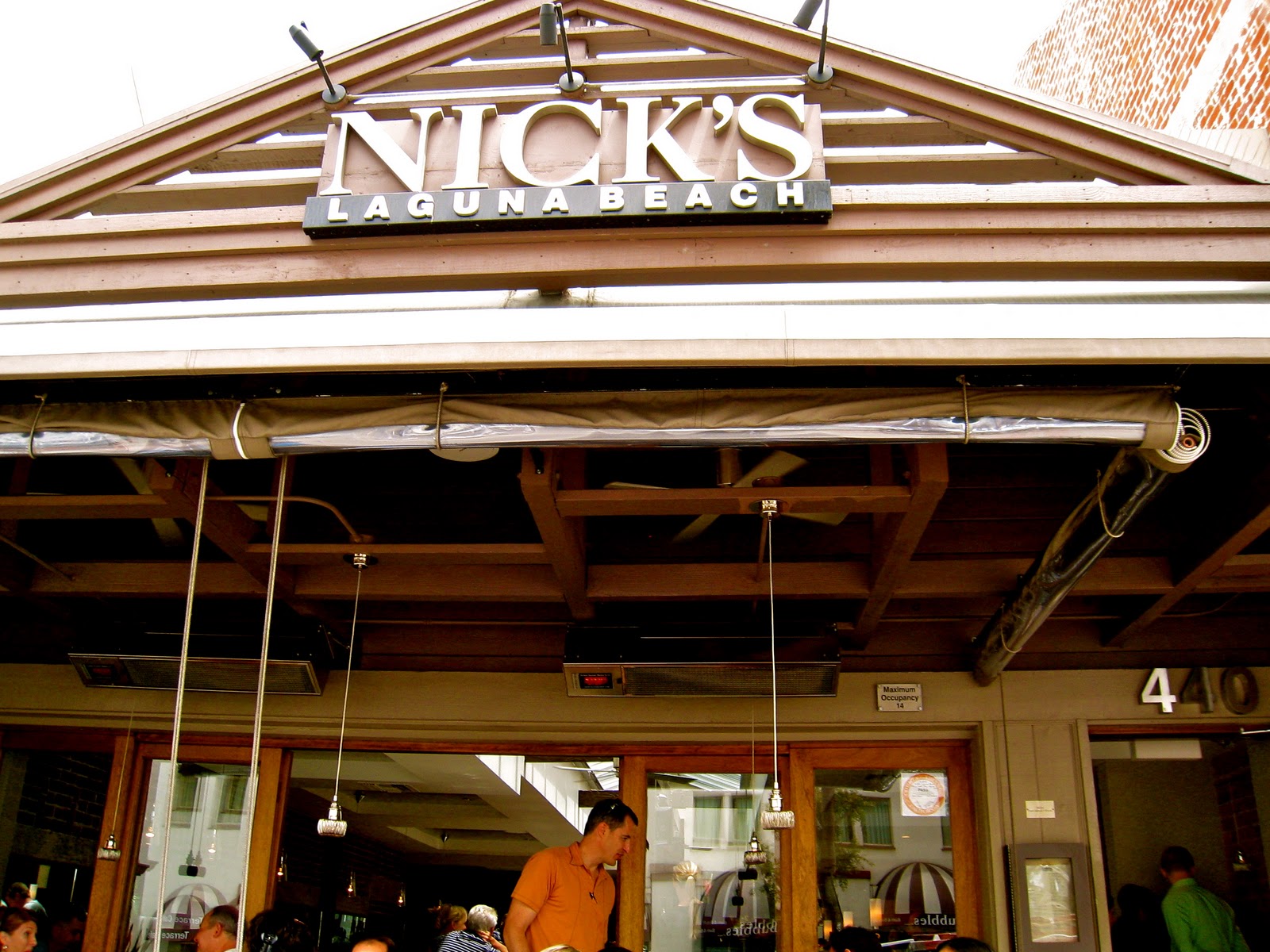 3 Tubby Tummys NICK'S LAGUNA BEACH CHAPTER TWO (DINNER)