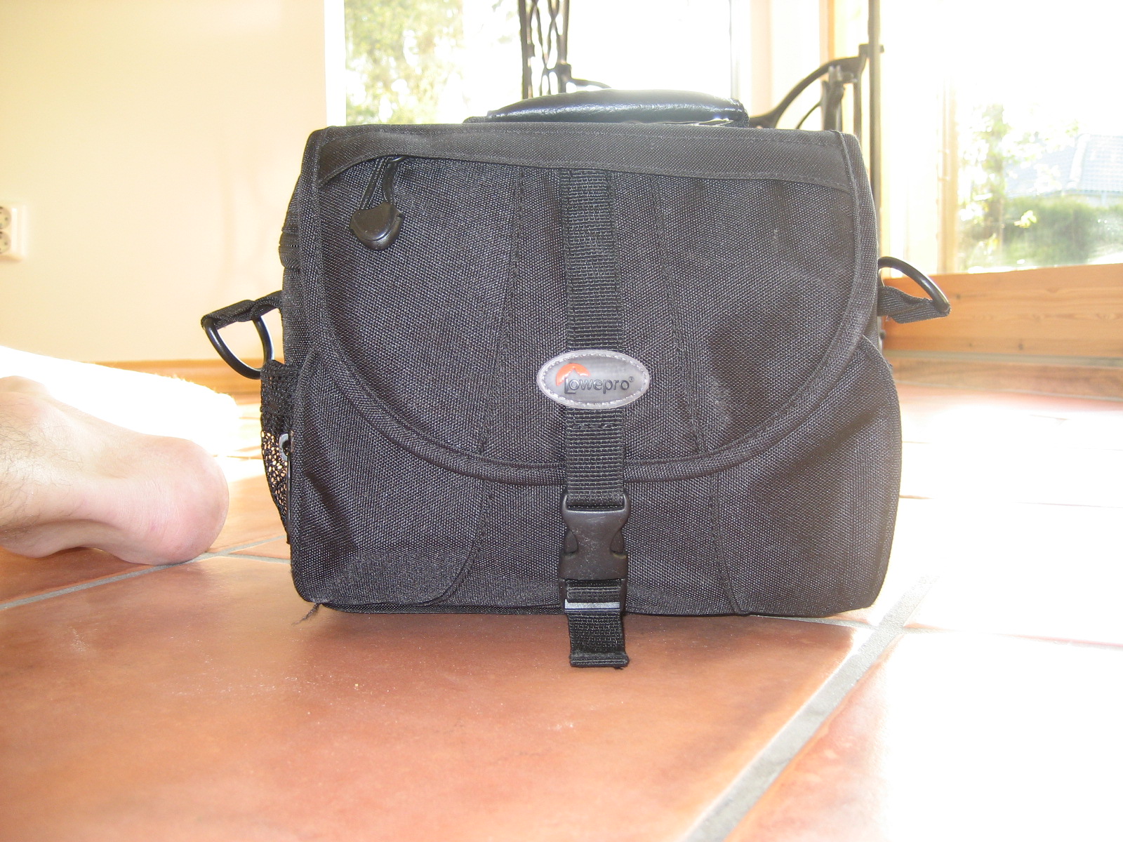 [Lowepro+004.jpg]