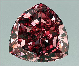 [Moussaieff_Red_Diamond.jpg]