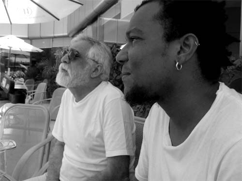 [Alcy-e-Cau-Gomez.jpg]