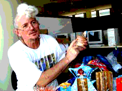 [Sabine-Righetti.gif]