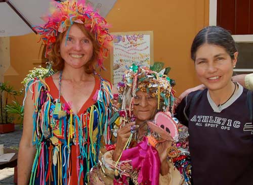 [55katia_efigeni_denise.jpg]