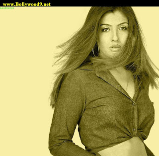 Bollywood Actress Masala Hot Images & Movies: BOLLYWOOD ACTRESS RAVEENA  TANDON's BIOGRAPHY & PHOTO GALLERY