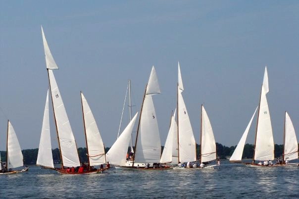 Log+Canoe+Sailing Log Canoe Sailing http://www.remarkablewaterfrontproperties.com/2009 ...