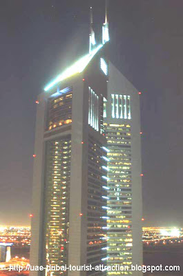 Dubai+buildings+at+night