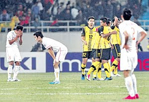 Malaysia tewaskan Vietnam.