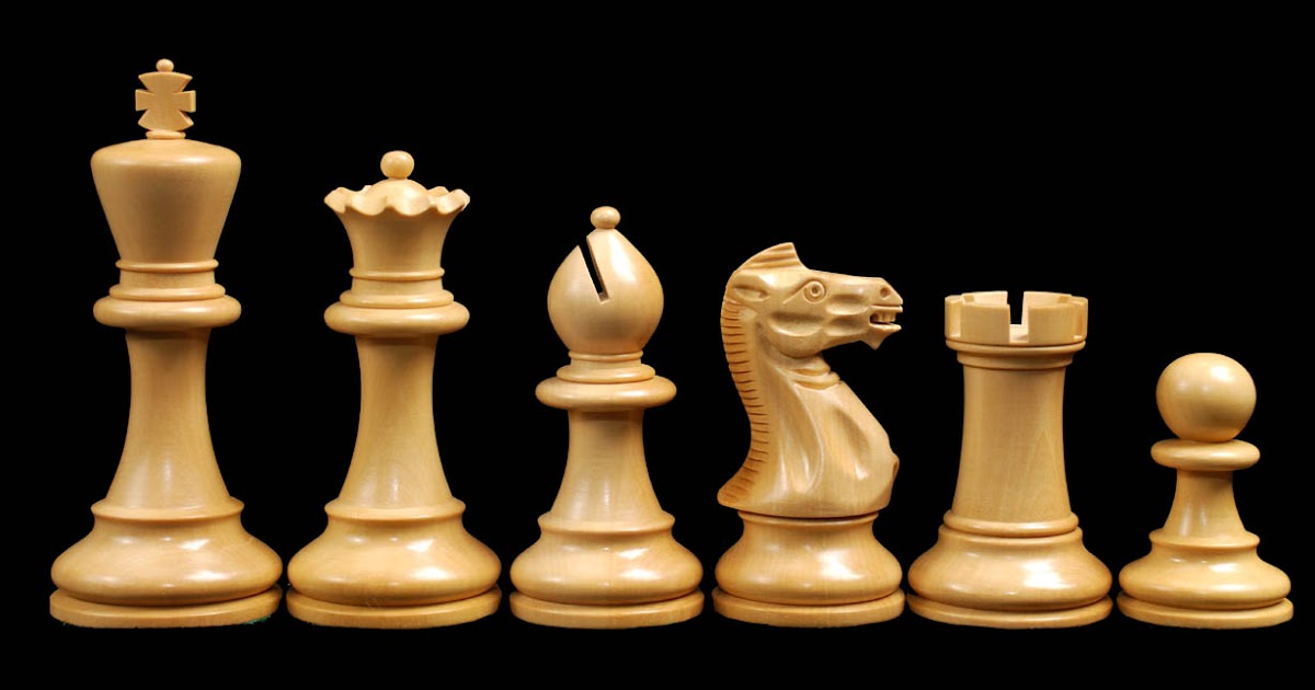 Chess Talk The Grandmaster Series Chess Set