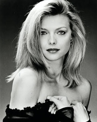 GLAMOUR: MICHELLE PFEIFFER