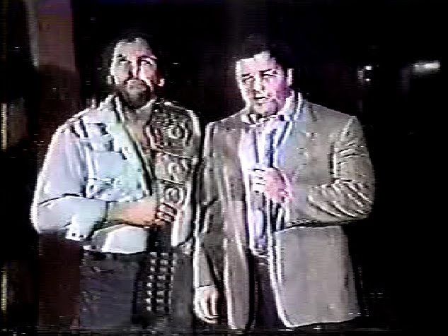 Strap Fashion: April 2010