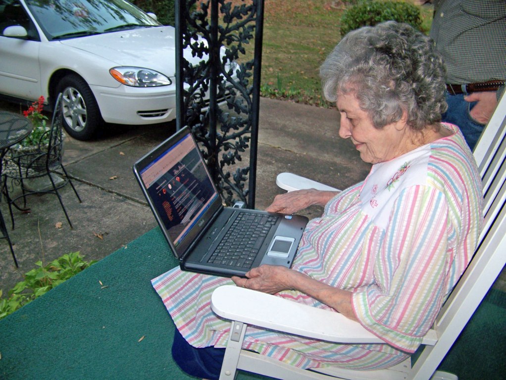 [Mom+and+website.jpg]