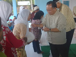 WAKIL WALIKOTA PALU SERAHKAN BANTUAN