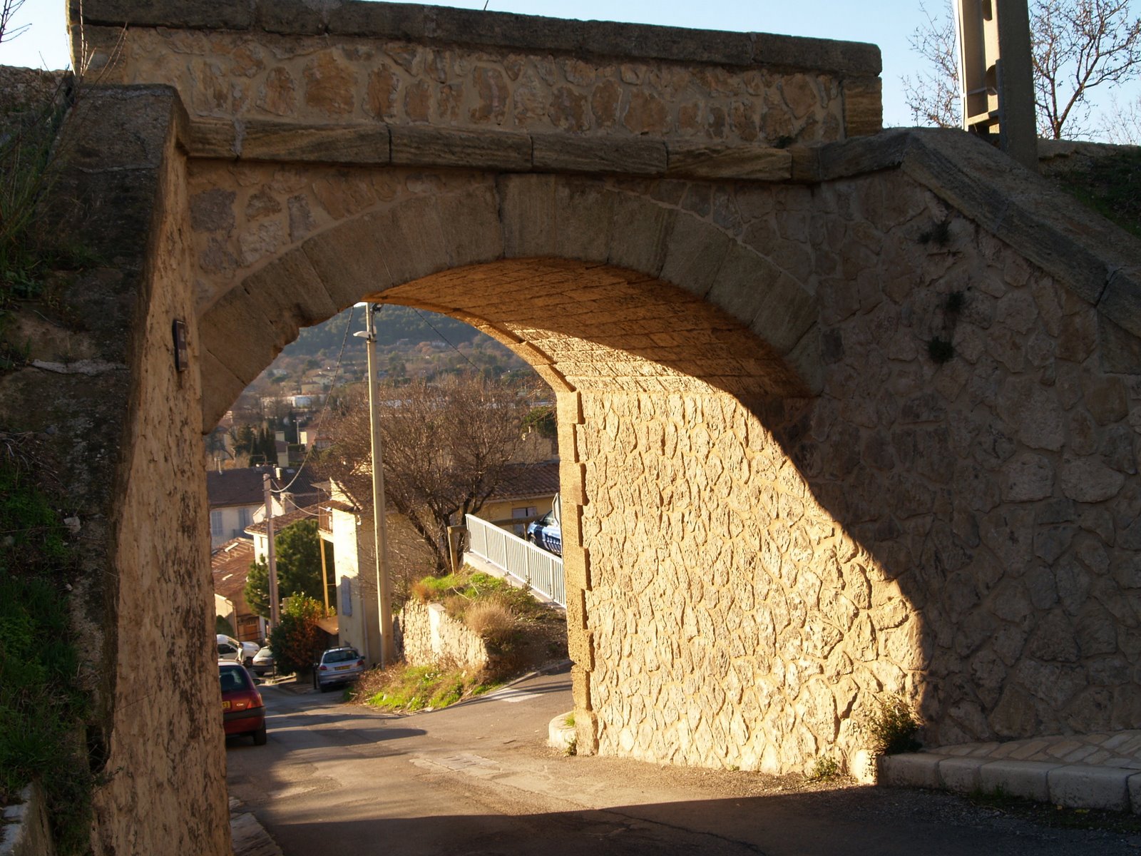 [bridge.JPG]